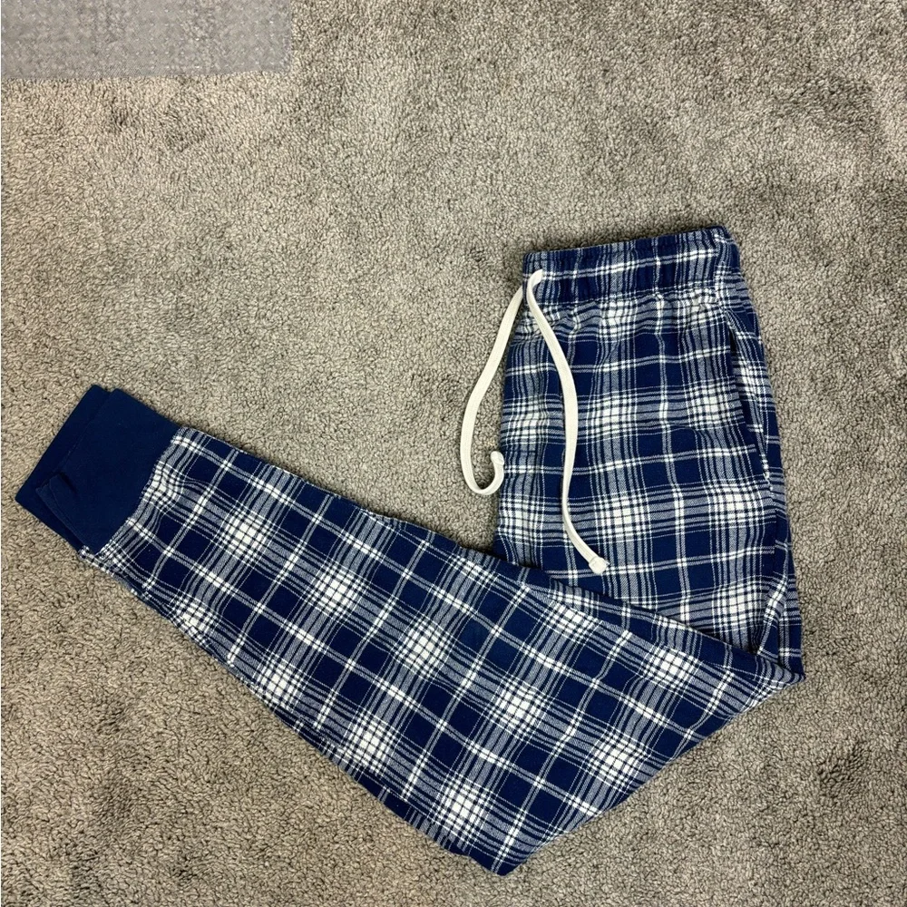 Blue plaid pajama‎ pants